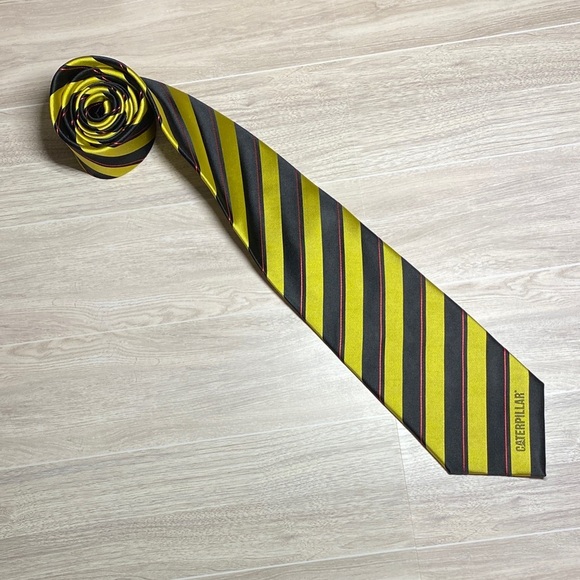 Caterpillar Bold Yellow and Black Men's Tie - Picture 1 of 12